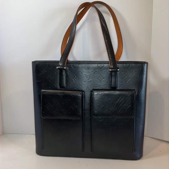 Louis Vuitton Matt Black Leather Stockton Bag LV Signature Embossed,2Flap pocket - Picture 6 of 14